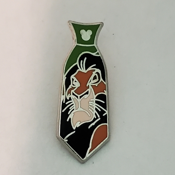 Disney Pin Trading Villain Neckties Scar The Lion King Hidden Mickey Pin - Picture 1 of 3